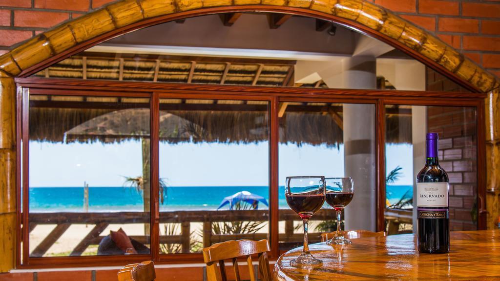 Victor Hugo Hotel Puerto López 외부 사진