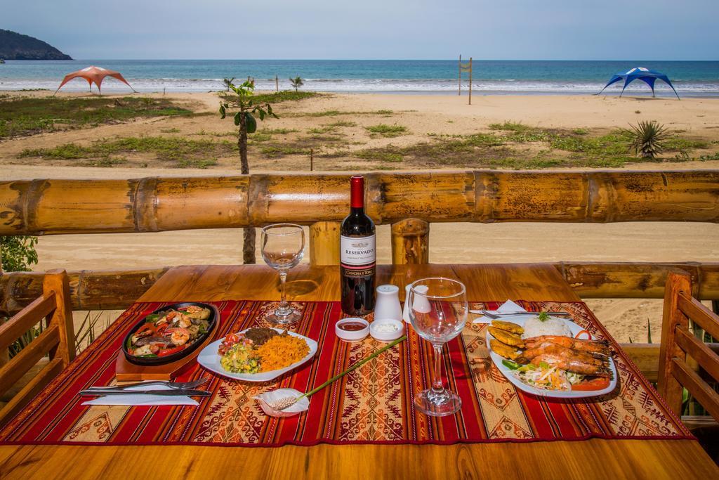 Victor Hugo Hotel Puerto López 외부 사진