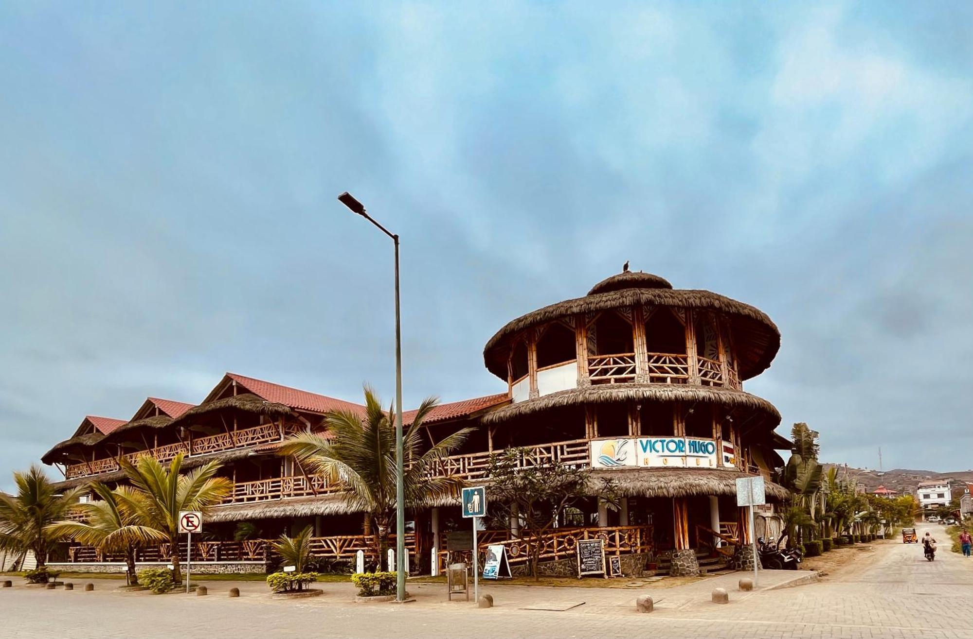 Victor Hugo Hotel Puerto López 외부 사진