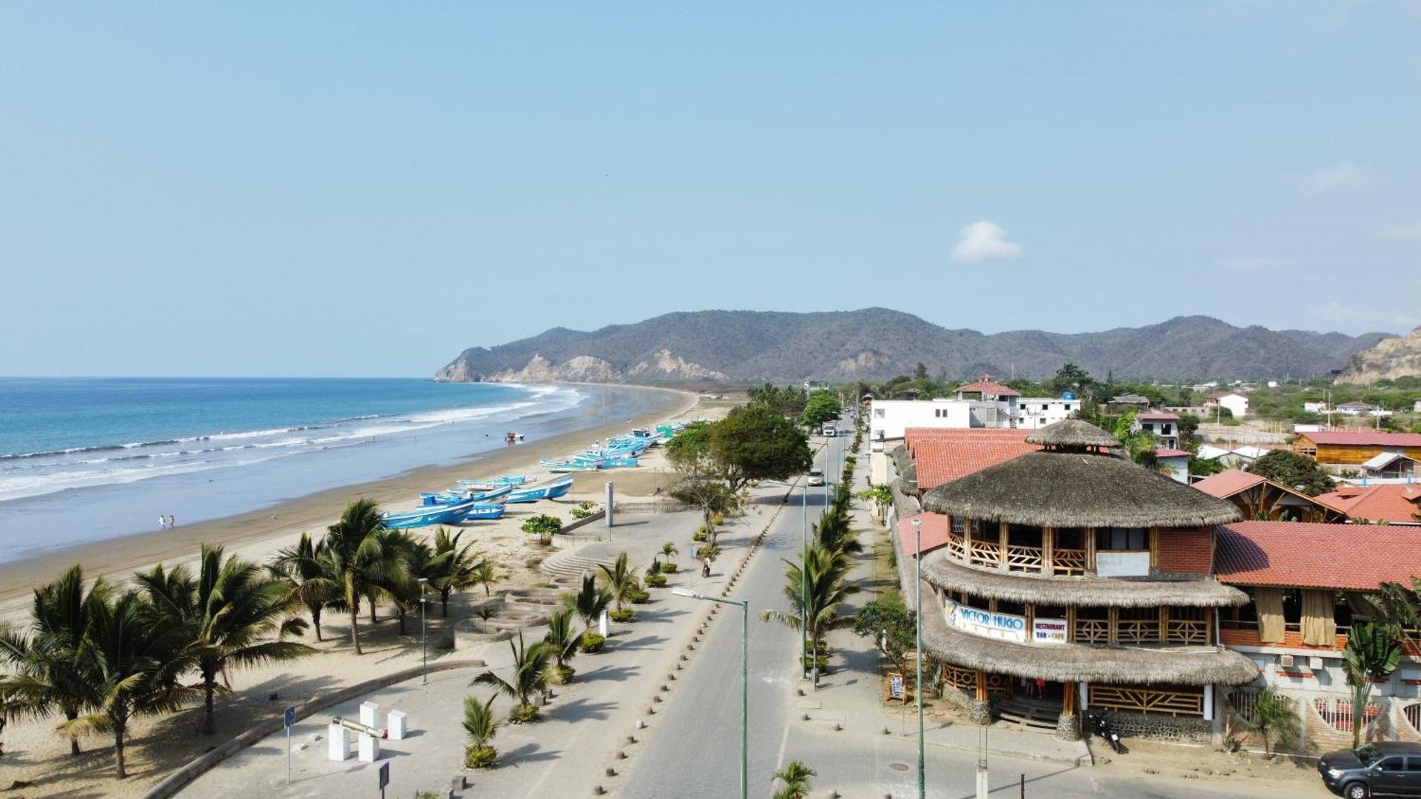 Victor Hugo Hotel Puerto López 외부 사진