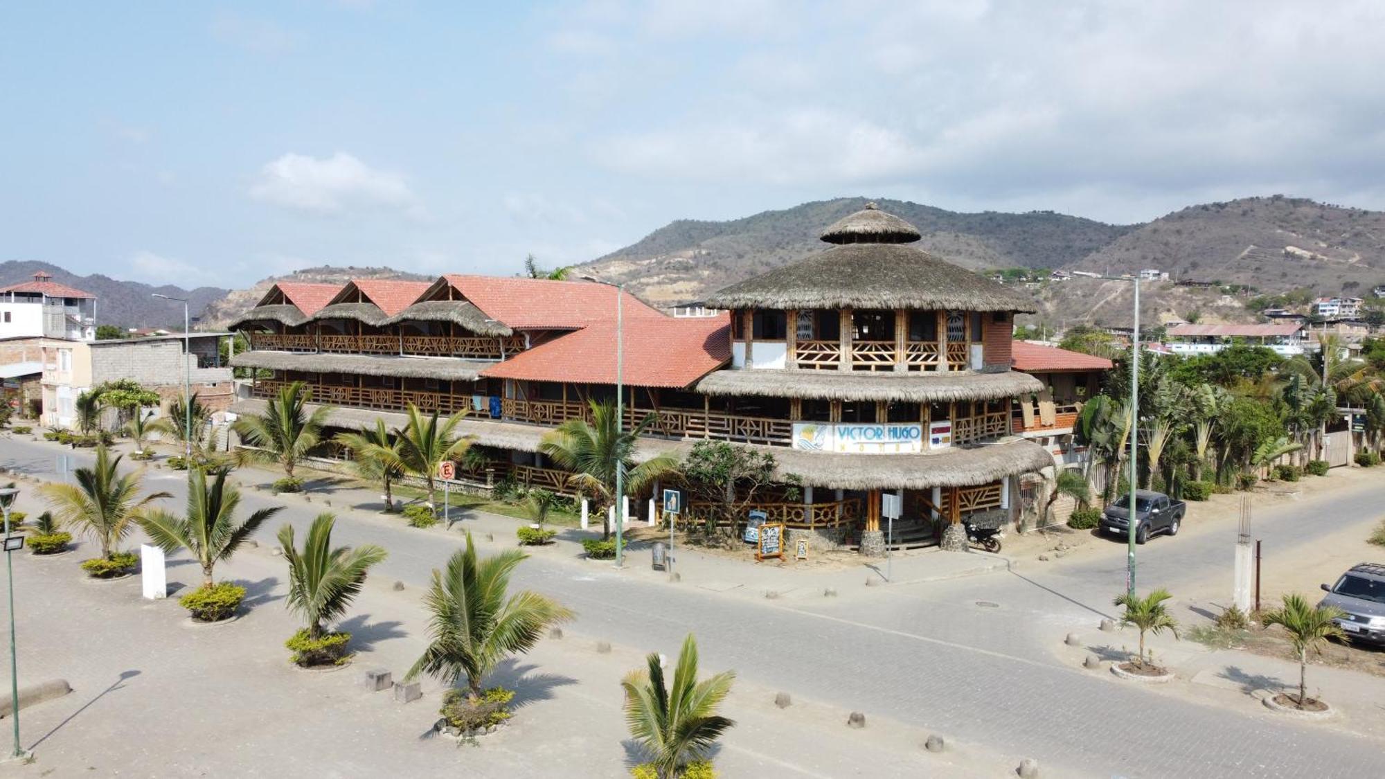 Victor Hugo Hotel Puerto López 외부 사진